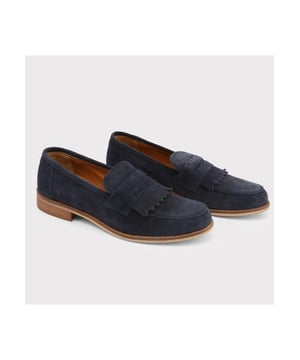 Hecho en Italia  
Colección: Primavera/Verano  
Género: Mujeres  
Tipo: Mocasines  
Material del exterior: Ante  
Material de la plantilla: Cuero  
Material del forro interno: Cuero  
Material de la suela: Tunit  
Altura del tacón: 2.5 cm  
Detalles: Borlas Punta redonda  