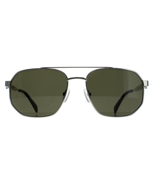 Las gafas de sol Alexander McQueen Aviator Unisex Silver Green AM0458S son el pináculo de la sofisticación y el estilo. Meticulosamente elaboradas, estas gafas icónicas combinan la elegancia clásica con un toque moderno. La elegante montura metálica, adornada con llamativos detalles metálicos en las patillas, irradia un lujo atemporal. Su silueta de aviador no sólo complementa varias formas de cara, sino que también ofrece protección UV, garantizando tanto el atractivo de la moda como el cuidado esencial de los ojos. Ya sea en la ciudad o en la playa, estas gafas de sol son sinónimo de gusto refinado y artesanía inigualable.