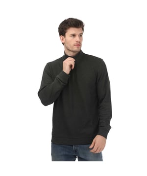 Ted Baker Bits Textured Funnel Neck Sweater voor heren in zwart.- Trechtervormige hals met rits.- Merkrits.- Mouwen en zoom met manchet.- Gebreide structuur.- Hoofdstof: 70% Polyester, 30% Viscose; Achterzijde & Mouwen: 65% Polyester, 35% Viscose. Ref: 158412NAVY.