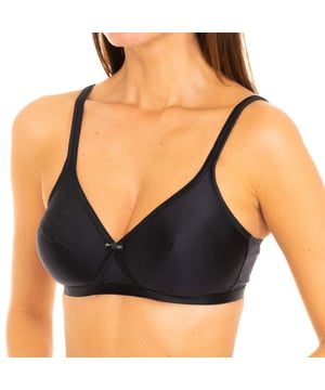 Non-wired bra. 
 Color Black 
 Cups without foam. 
 Magical crossover neckline, which enhances the chest naturally. 
 Elastic and adjustable straps. 
 Back closure with three-position clasps. 
 Central bow ornament. 
 Elastic sides. 
 Matching seams. 

 Composition: 
 81% Polyamide- 19% Elastane. 

 Care: 
 - Wash max. temperature 40ºC 
 - Do not use bleach. 
 - Do not use dryer. 
 - Do not iron. 
 - Do not dry clean. 

 Composition: 81% Polyimide, 19% Elastane
 Care:
- Wash max. temperature 40ºC
 - Do not use bleach.
 - Do not use dryer.
 - Do not iron.
 - Do not dry clean.