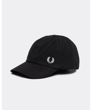 A classic cotton cap inspired by the Fred Perry Shirt.  
Cotton piqué fabric / Internal cotton lining and band / Matte metal adjuster clip / Contrast Laurel Wreath embroidery to the front left side
100% Cotton
HW6726
