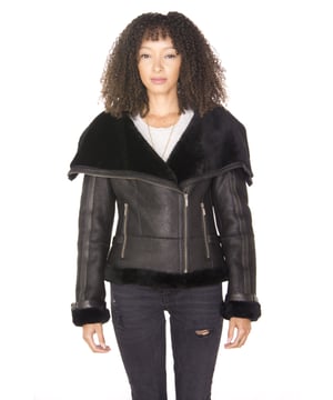 Damen-Shearling-Mantel Aus Schaffell – Braun, Zweireihig, Mit Gürtel