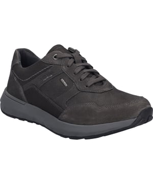 Procesada en cuero de nobuk resistente, esta zapatilla hace que el zapato sea realmente valioso. El modelo Cameron 52 permite una entrada fácil con un cordón de moda. Con la membrana TopDryTex resistente al agua, tus pies se mantienen secos en la lluvia y la nieve. Nuestra zapatilla tiene una plantilla extraíble para cambiar. La construcción Strobel proporciona una sensación muy deportiva al caminar. Con el ancho de zapato normal G, Cameron 52 ofrece un ancho normal en el antepié. Con Cameron 52, disfrutarás de más libertad en tu tiempo libre.