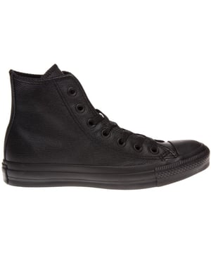  Fashionalert voor Converse   Steel de show bij elke gelegenheid   Combineer dit item met een van de andere musthaves bij V&D
Let op ! Converse sneakers vallen een halve maat groter uit. Voor 23.59uur besteld, morgen geleverd.