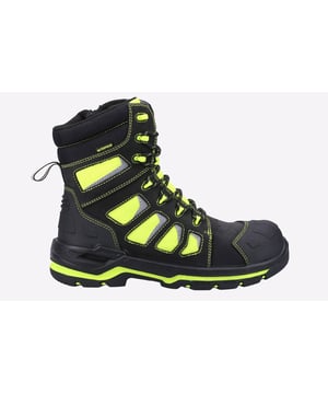 Hi-Leg Metallfreier Hi-Vis Sicherheitsschuh mit YKK-Seitenteilreißverschluss wurde entwickelt, um alle Arten von Branchen unter den widrigsten Bedingungen zu bewältigen. Das fluoreszierende, wasserdichte Cordura sorgt für maximale Sichtbarkeit zu jeder Tageszeit.
- Metallfreier Schuh mit gelbem Sicherheits-Hi-Vis wasserdichten CORDURA- Wasserdichtes Obermaterial aus vollnarbigem Nubukleder- Interne wasserdichte Membran- Vorgeformter TPU-Zehenschutz für zusätzliche Haltbarkeit- Vorgeformte TPU-Fersenstütze für verbesserten Halt und Schutz- Reflektierende Paspel und Schlaufe für maximale Sichtbarkeit- Tiefer, gepolsterter Mesh-Kragen für zusätzlichen Komfort- YKK-Seitenteilreißverschluss für einfachen Zugang- Bequeme, gepolsterte und herausnehmbare PU-Einlegesohle- Eingespritzte PU-Zwischensohle verbessert den Komfort und die Stoßdämpfung