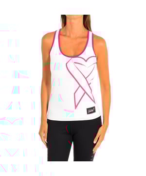 Camiseta Sin Mangas Zumba. 
Color Blanco-fucsia
Clásica y versátil con un calce fácil. 
Cuello redondo
Espalda cruzada.
Gráfico frontal y en la espalda con motivos de la marca.
Costuras vistas a tono.

Composición:  90% Algodón, 10% Elastano.

-Utilizar lavadora a temperatura máxima 30º .
-No utilizar secadora.
-No utiliza Lejía.
-No utiliza Plancha.
-No lavar en seco.