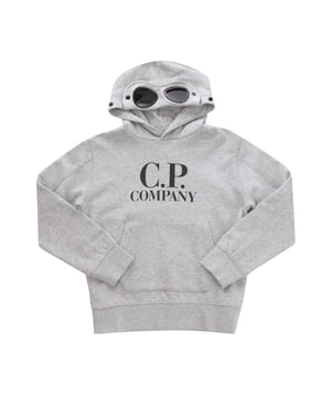 Juniors C.P. Company Diagonal Fleece Goggle Hoodie in grijs.- Capuchon met bril.- Kangoeroezak.- Geribde manchetten en zoom.- Bedrukt logo op de borst.- Normale pasvorm.- 100% katoen.- Ref: CUF00KLCA60901