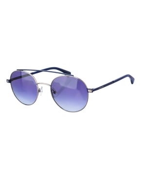 Gafas de sol Armand Basi con montura de metal.
 Color Metal-azul
 Forma ovalada.
 Lentes de color Azul degradado
 Patillas metalicas y acabado en acetato.
  Nombre de la marca grabado en la lente.
 Polarizada. 
 Incluye una funda de tela de protección.
Cristal antirreflejo.
Los colores reales del producto pueden variar ligeramente con respecto a los colores que muestra su monitor.
 
 Medidas  Ancho lente: 55 mm. Puente: 21 mm. Patillas: 145 mm.
 
 Limpiar las gafas con agua y jabón (neutro).
 - No utilice paños sucios o abrasivos, que puedan alterar las características de los filtros.
 - Utilice solo accesorios y repuestos originales.