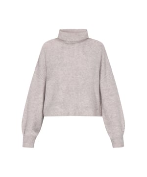 Hüllen Sie sich in gemütliche Eleganz mit diesem Rollkragenpullover, der einen hohen, umgeschlagenen Kragen für eine angenehme Passform am Hals bietet. Die gerippte Textur zeugt von hochwertiger Verarbeitung, während die verkürzte Silhouette einen modernen Akzent setzt. Mit gerippten Bündchen und Saum für Formbeständigkeit entworfen, ist dieser Pullover Ihre erste Wahl für Wärme und Stil.  Pullover