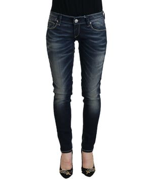 Merk: ACHT  
Kleur: Blauw Gewassen  
Model: Low Waist Denim Broek  
Sluiting: Rits  
Materiaal: 98% Katoen 2% Elastaan  
Logo Details  
Authenticiteit: 100%  
Geslacht: Vrouwen  
Materiaal: 98% Katoen 2% Elastaan  