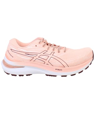 Die Asics Gel-Kayano 29 Damen-Pink-Laufschuhe sind für Läuferinnen gestaltet, die ultimativen Halt, Komfort und einen stylischen Akzent suchen. Entwickelt für Überpronierer bieten diese Schuhe fortschrittliche Dämpfung und Unterstützung für Langstreckenläufe oder das tägliche Training.

Wichtige Merkmale:
FLYTEFOAM BLAST™ PLUS Dämpfung: 

Leichtes und reaktionsfreudiges Material sorgt für verbesserten Komfort und Energierückführung für ein durchgängiges, belebendes Lauferlebnis.

GEL® Technologie Dämpfung: 

Strategisch im Fersenbereich platziert, um Stöße zu absorbieren und den Aufprall zu reduzieren, was einen sanfteren Übergang fördert.

LITETRUSS™ Technologie: 

Bietet verbesserte mediale Unterstützung, hilft Überpronation zu verhindern und die allgemeine Stabilität zu erhöhen.

Engineered Mesh-Obermaterial: 

Garantiert eine atmungsaktive, anpassungsfähige Passform, die Ihre Füße während des Laufens kühl und komfortabel hält.

AHAR™ Außensohle: 

Hochabriebfester Gummi erhöht die Haltbarkeit und den Grip, wodurch die Lebensdauer des Schuhs auch bei häufigem Gebrauch verlängert wird.

3D Space Construction™: 

Für die Biomechanik von Frauen optimiert, verbessert die Kompression und hebt das gesamte Lauferlebnis.

Umweltfreundliche Materialien: 

Hergestellt aus recycelten Materialien, die nachhaltige Herstellungspraktiken unterstützen.

Reflektierende Akzente: 

Erhöhen die Sichtbarkeit bei schwachen Lichtverhältnissen und machen es sicherer für frühe Morgen- oder Abendläufe.

Die Asics Gel-Kayano 29 Damen-Pink-Laufschuhe bieten die perfekte Kombination aus Stil, Unterstützung und Komfort und sind somit ideal für Läuferinnen, die einen leistungsstarken Schuh mit einem Hauch von Eleganz suchen.