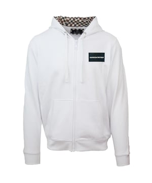 Aquascutum Box Gothic Logo Weisser Kapuzenpullover mit Reissverschluss. Dieser Aquascutum Logo White Zip Hoodie von Aquascutum ist die perfekte Mischung aus modisch und funktional. Es besteht aus einem leichten, atmungsaktiven Stoff und verfugt uber ein stilvolles Logo-Detail, das jeden Freizeitlook aufwertet. Bleiben Sie heute warm und stilvoll mit Aquascutum!. Elastische armelenden und Taille, Kapuze mit Kordelzug. Kapuzenpullover aus 100 % Baumwolle, 2 offene Taschen. Normale Passform, fallt der Grosse entsprechend aus. Stilcode: FCZ623 01
