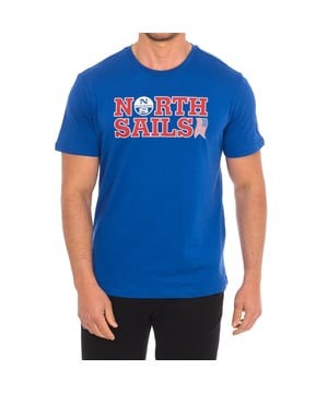 Camiseta de manga corta North Sails.
Cuello redondo con acabado acanalado.
Estampado de la marca en el frontal.
Logo de la marca en una manga.
Haz que tus looks de fin de semana suban de nivel con el encanto tradicional de North Sails.
Un básico para todos los días con una actitud decidida.
Costuras vistas a tono.
 Composición: 100% Algodón
 Cuidados:
Lavar a temperatura máxima 30º.
Planchar a temperatura media.
No usar secadora.
No usar lejía.
No lavar en seco.