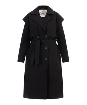 Oversize Fit – für eine reguläre Passform empfehlen wir, eine Größe kleiner zu bestellen  Mit diesem aus leichter Baumwolle gefertigten Modell präsentiert DreiMaster Vintage eine moderne Interpretation des klassischen Trenchcoats. In trendiger Oversize-Form geschnitten, sind es besonders die breiten Schultern und die XL-Schulterkoller, die bei dem Modell den Ton angeben. Abgerundet wird das Design durch zwei Eingrifftaschen mit Druckknopf, einem materialgleichen Gürtel sowie logogeprägte Knöpfe in Hornoptik.  Leichter Baumwolltrenchcoat