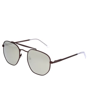 Marco ligero de acero inoxidable; Lentes polarizadas TAC multicapa antirrayas y antivaho; elimina el 100% de la luz UVA/UVB; Brazo de acero inoxidable con puntas de acetato con logotipo grabado; almohadillas nasales ajustables para un ajuste cómodo y seguro; Bisagras de acero inoxidable con resorte; 100% aprobado por la FDA; Resistente a impactos;