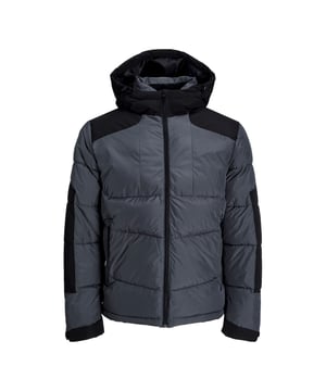 Dit overgangsjack van Jack & Jones is een modieus en functioneel kledingstuk voor heren. Het heeft lange mouwen en een ritssluiting die doorloopt tot aan de kraag. De jas is waterafstotend en beschermt tegen regen en wind. Het heeft een capuchon met een trekkoord die je kunt verstellen als dat nodig is. De jas is gemaakt van 100% polyester en is daarom erg comfortabel om te dragen. Deze jas is perfect voor het overgangsseizoen en kan met veel outfits gecombineerd worden.