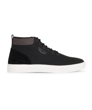 Strike Zwart de PME Legend en el color Negro.