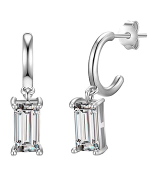 Ear hanger or rather Creole? This enchanting earrings from the label Glossy Munich combines both in a modern design. Filigree, the narrow half-screen encloses your earlobe, while the bar-shaped faceted zirconia cubus gently captures the light and sets glittering accents. Whether short or long hair, jeans or a festive outfit: the extraordinary earrings impress with a hint of glamor with clear lines. They not only harmonize with many outfits, but also to your other silver jewelry. The creoles made of 925 sterling silver are protected from starting through high -quality rhodiuming and preserve their cool shine for a long time.
