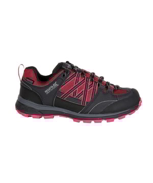 Wandelschoenen voor vrouwen gemaakt van Isotex waterdicht materiaal. Laatste update voor een betere pasvorm en meer comfort. Naad gesloten met interne membraan bootee liner. Hoogwaardige nylon geweven Endurance Mesh en PU bovenzijde. Hydropel waterbestendige technologie. Neopreen kraag voor extra comfort. Diepgewatteerde neopreen kraag en mesh tong. Rubberen teen en slijtvaste hielbumper. Voorgevormd EVA comfort voetbed. Stabiliserende schachttechnologie. Nieuwe XLT zoolunit voor verbeterde tractie en zelfreiniging. 5% Rubber, 25% Polyester, 70% Polyurathane.