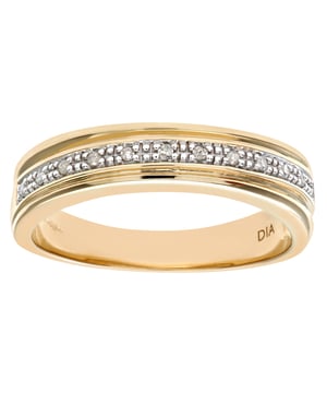 9K (375) witgoud: 3,8 gram; # Diamant: 0,05 ct