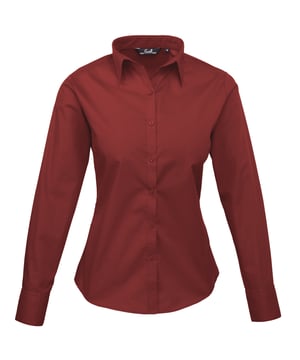 65% Polyester, 35% Katoen. Stof: Popeline. Ontwerp: Eenvoudig. Sluiting: Knoopsluiting. Halslijn: Collared. Manchet: Dubbele knoop. Mouwtype: Met lange mouwen. Hem: Afgerond. 2 rugpijlen. Duurzaamheid: Amfori, BCI goedgekeurd, REACH, Sedex, WRAP gecertificeerd. 6 VK: 31 in. 8 VK: 33 in. 10 VK: 35 in. 12 VK: 37 in. 14 VK: 39 in. 20 VK: 45 in. 22 VK: 47 in. 24 VK: 49 in. 26 VK: 51 in. 28 VK: 53 in. 18 VK: 43 in. 16 VK: 41 in. 30 VK: 55 in.