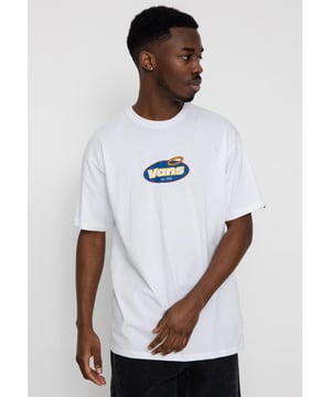 Vans Perfect Halo Classic Fit T Shirt. Light-weight Fabric. Classic Fit Elastic Crew Neck, Short Sleeves. Label Print on the Chest. Label Flag at the Left Sleeve.