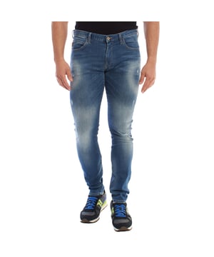 Skinny jeans from Emporio Armani, designed to offer a modern, fitted style with a touch of elegance.

 Crafted from high-quality denim, it features a slim fit that follows the shape of the leg for a streamlined, contemporary look, maximising comfort without compromising style.

 Equipped with a button and zip closure along with the classic five-pocket design, it combines functionality with a modern aesthetic.

 On the back, it includes a leather patch on the waistband with the brand name and the iconic Emporio Armani metallic logo on the back pocket, providing a touch of exclusivity and distinction.

 Perfect for those looking for a versatile and refined garment that stands out on any casual occasion.
 Composition: 82% Cotton, 16% Polyester, 2% Elastane
 Care:
- Machine wash on gentle cycle.
 - Use similar colors in the wash.
 - Avoid the use of bleaches.
 - Dry at low temperature in the dryer.
 - Iron at low temperature.
 - Do not dry clean.