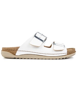 Tranquila y despreocupada, la sandalia Cortona de Lotus es la combinación perfecta para un divertido día de verano o como zapatilla en casa. Su diseño liviano hace que sea fácil de poner, mientras que su plantilla de microfibra moldeada y sus hebillas ajustables brindan comodidad y ajuste excelentes.