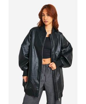 Wrap up in the latest coats and jackets and get out-there with your outerwearBreathe life into your new season layering with the latest coats and jackets from boohoo. Supersize your silhouette in a padded jacket, stick to sporty styling with a bomber, or protect yourself from the elements in a plastic raincoat. For a more luxe layering piece, faux fur coats come in fondant shades and longline duster coats give your look an androgynous edge.