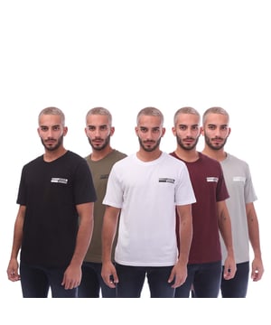 Mens Jack and Jones Speed 5 Pack T- Shirts in multi colour.- Ribbed crew neck.- Short sleeves.- Printed branding.- Straight hem.- Standard fit.- 100% Cotton.- Ref: 12272502