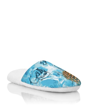 Zapatillas de casa de raso de seda con estampado de Piñas. Plantilla de felpa acolchada. Suela de goma antideslizante.