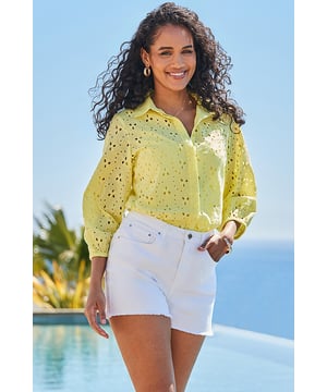 Wearable sunshine
Crafted from gorgeous breezy broderie fabric
Blouson sleeves for a feminine silhouette
Classic button front design
Shorts, jeans or skirts - it's made for denim
Accessorise with espadrilles or a straw bag for max summer vibes