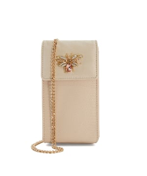 Carry your everyday essentials in style with our Kalldo phone pouch. Complete with a handy zip purse to slip inside the jewelled bug broach detailing also makes this a decorative, outfit making accessory.
