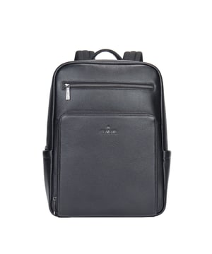 Unisex-Rucksack mit Reißverschluss. eine Innentasche mit Reißverschluss und zwei offene Innentaschen. 2 Frontreißverschlüsse und 2 offene Seitenreißverschlüsse Außentaschen. fehlender Schultergurt. Ledergriff. ein Innenfach. RucksackUnisex-Außenmaterial. Innen mit Polyester gefüttert. Maße: 42x30x13 cm. Modeprodukt