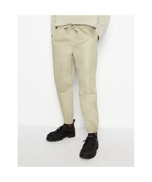 A classic cut, elastic waist, and ribbed ankles. These organic cotton joggers are made of a sustainable fabric, creating this versatile and contemporary model.
Composition 100% Cotton Organic cotton joggers  Elastic waist  Ribbed ankles  Side, back pockets  Belt loops  Fabric: 100% cotton  3RZP13-ZNXGZ
&nbsp;