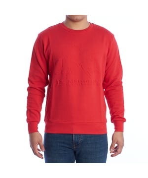 Sudadera de hombre cuello redondo de La Martina.

Descubre el equilibrio perfecto entre estilo y comodidad con esta sudadera para hombre de La Martina, ideal para los días más frescos. 

Detalles:

- Confección en algodón suave y resistente para mayor comodidad y durabilidad.
- Diseño de cuello redondo.
- Detalle en relieve en el pecho con el icónico logotipo de La Martina.
- Mangas largas y terminaciones en puños acanalados.
- Dobladillo recto que proporciona un acabado limpio y estructurado.
- Corte regular que garantiza una excelente movilidad.

Esta sudadera para hombre de La Martina combina diseño y funcionalidad en una pieza única que te acompañará durante toda la temporada. Su diseño clásico y detalles exclusivos la convierten en una elección ideal para quienes buscan destacar con un look relajado y sofisticado al mismo tiempo.
 Composición: 100% Algodón
 Cuidados:
- Lavar a máquina en agua fría.
- Usar detergente suave.
- No usar lejía ni blanqueadores.
- Secar a baja temperatura.
- Planchar a temperatura media si es necesario.