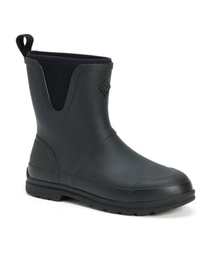 Originals Pull On Mid Boot van Muck Boots - Neopreen booties zijn omwikkeld met zacht rubber voor comfortabele waterdichte bescherming. Voorgevormde PU voetbedden met memory foam bovenbekleding bieden maximaal comfort en de antimicrobiële inlegzool houdt je fris