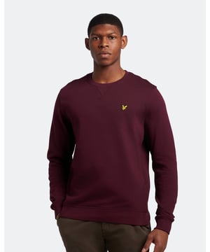 Das Lyle & Scott Sweatshirt mit Rundhalsausschnitt ist nicht umsonst ein Klassiker im Kleiderschrank eines jeden Mannes. Dieses vielseitige Herren-Sweatshirt aus 100 % Bio-Baumwolle und mit unserem Steinadler als Emblem ist in verschiedenen Farben erhältlich und passt zu jedem Geschmack. Auch in Übergrößen erhältlich.