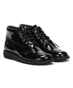 This classic Kickers design dates back to 1975 and perfectly re-vamped today in black patent. Featuring Kickers' iconic chunky sole, triple stitch detailing and branding.