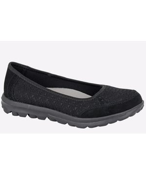 Slip into sumptuous comfort in these Boulevard women's shoes. Designed for work or casual wear, these shoes are sure to keep your feet in sumptuous comfort with a memory foam footbed and textile lining.
- Textile Mesh / Real Suede
- Slip-on design
- Memory foam cushioned footbed
- Textile lining
- Durable PU Sole