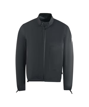 Belstaff Woodlands Schwarze dünne Jacke. Erleben Sie ultimative Vielseitigkeit und Stil mit der Belstaff Black Jacket. Mit dieser Jacke können Sie mühelos von einem lässigen Tageslook zu einem schicken Abend-Outfit wechseln. Bleiben Sie gemütlich und sehen Sie fantastisch aus mit dieser Must-Have-Jacke! Material: 94 % Polyamid, 6 % Elastan, winddicht, leicht, Motorrad-Kollektion. Markenabzeichen auf dem linken Ärmel, leicht. Mantel mit Rundhalsausschnitt, Reißverschluss, schwarze Jacke. Stil: Woodlands Black