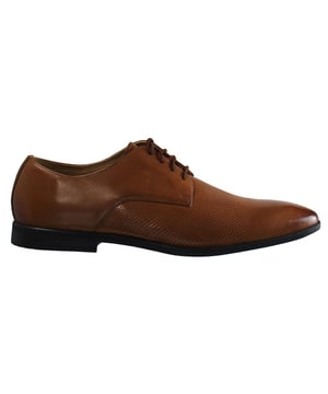 Clarks Bampton Cap Men braune Schuhe