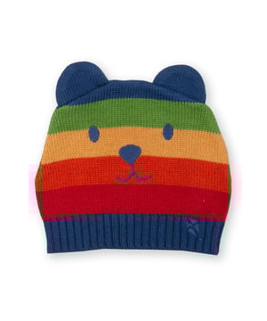Kite's gorgeous rainbow knitted hat is perfect for keeping your little one toasty. With cute ears and embroidery detail, this hat is sure to draw lots of compliments. Not to mention it makes a great little gift idea too.