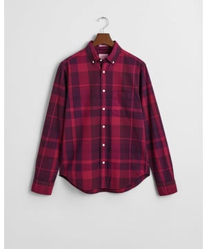Crafted from a cotton madras check fabrication, this shirt features a garment-dyed finish for a more authentic look. Designed to be worn untucked and tailored for a regular fit, it comes with a button-down collar, curved hem, and recycled polyester buttons. Additional features include a locker loop and box pleat at the back, along with a chest pocket adorned with logo embroidery.

Regular fit
Button-down collar
Chest pocket
GANT logo embroidered at chest pocket

3240178
 