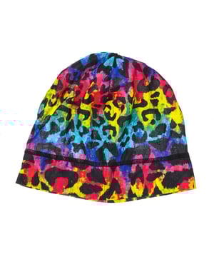 Gorro Microfibra Buff.
Gorro casual, versátil y adaptable a todas tus necesidades.
Complemento ideal para proteger del frio.
Espíritu eco, diseño BUFF y tecnología avanzada para deporte o el día a día.
Con gráficos de la marca.
 Medidas: 24 x 21 cm.
 Composición: 100% Poliéster.
 Cuidados:
Lavar a maquina a 40º máxima temperatura.
No utilizar lejía.
No utilizar plancha.