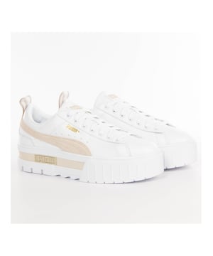 PRODUCT STORY : We made this one for the hype girls, street enthusiasts and trend mavens - basically for those who want to stand out with sophisticated swagger. Taking design elements from the urban environment and injecting them with extra edge, the Mayze encompasses attitude. Crisp and clean, with a luxurious leather upper, sleek suede overlays, eye-catching colour contrasting and a seriously stacked sole, these trend-setting trainers will be the envy of every onlooker. DETAILS : Leather upper with suede and synthetic overlays Glossy eyelets Elevated rubber midsole with textured tooling Rubber outsole Lace closure for a snug fit PUMA branding at tongue Foil-printed PUMA No.2 Logo at quarter PUMA Formstrip at medial and lateral sides PUMA Wordmark at tooling Foil-printed PUMA Cat Logo at heel