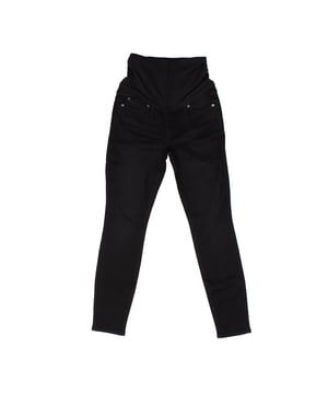 Estos skinny jeans de maternidad están diseñados para ofrecer confort y estilo durante todo el embarazo.

Incorporan un panel elástico súper alto que se ajusta sobre el vientre, proporcionando un soporte completo sin apretar, adaptándose a las diferentes etapas del embarazo.

Sin cierre de botón, estos jeans cuentan con una cintura ajustable interna para ofrecer un ajuste personalizado y mayor comodidad a medida que el abdomen crece.

Con un diseño clásico de cinco bolsillos y un corte ajustado a lo largo de las piernas, estos jeans combinan una silueta moderna con la funcionalidad y elasticidad necesarias para la maternidad.
 Composición: Exterior: 83% Algodón, 15% Poliéster, 2% Elastano; Panel: 93% Algodón, 7% Elastano
 Cuidados:
- Lavar a máquina con agua fría.
- Utilizar colores similares en el lavado.
- Evitar el uso de blanqueadores.
- Secar a baja temperatura en secadora.
- Planchar a baja temperatura.
- No lavar en seco.
