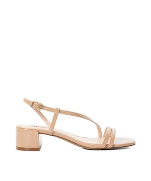 Update your warm weather styling with our glossy Maryanna sandals. This design features a side buckle for a comfortable fit. Set on a low block heel for ease of wear, this square-toed silhouette will partner perfectly with everything from denim to sundresses.