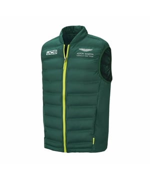 El equipo oficial de Aston Martin F1 Gilet es imprescindible para cualquier fanático de la F1 que busque mostrar su apoyo al equipo. Fabricado con paneles laterales de 4 vías con unión de lana de lujo, viene con 2 bolsillos empotrados, aislamiento de polyfill liviano y está debilitado con gráficos 'Cross Hatch' y una etiqueta tejida de silicio suave 3D. • Aislamiento de polyfill liviano
• debilitado con gráficos 'Cross Hatch'
• etiqueta tejida de silicio blando 3D "
• Aislamiento de polyfill: para el calor garantizado sin peso, el aislamiento de polyfill liviano ofrece protección contra el frío sin volumen agregado
• Bolsillos empotrados: para el almacenamiento discreto, los 2 bolsillos empotrados son ideales para eliminar cualquier elemento esencial
• Estiramiento de 4 vías: la comodidad adicional y el movimiento fácil es posible gracias a los paneles del lado del estiramiento de 4 vías con unión de lana de lujo.