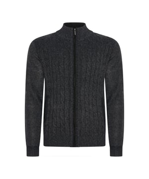 Chaqueta de punto Cappuccino Italia para hombre. El Cable Cardigan está hecho de 100% poliéster y tiene un corte regular.  Marca: Cappuccino ItaliaNombre del modelo: Cable CardiganCategoría: Chaqueta de punto para hombreComponentes: poliésterColor: gris antracita